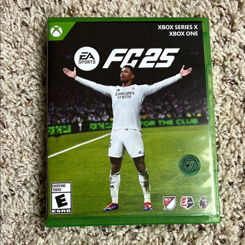 NEW - FC25 Soccer Xbox Game